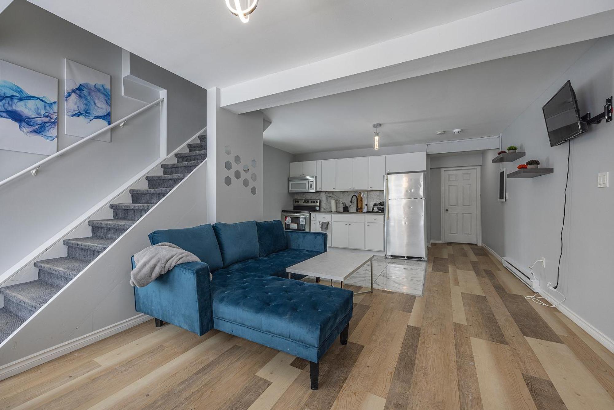 3 Bedroom Appartment-Limestone Кінгстон Екстер'єр фото
